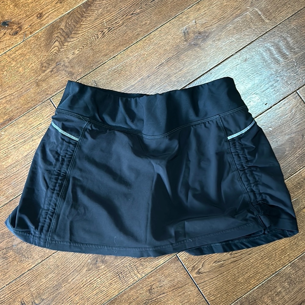 Lucy Skort